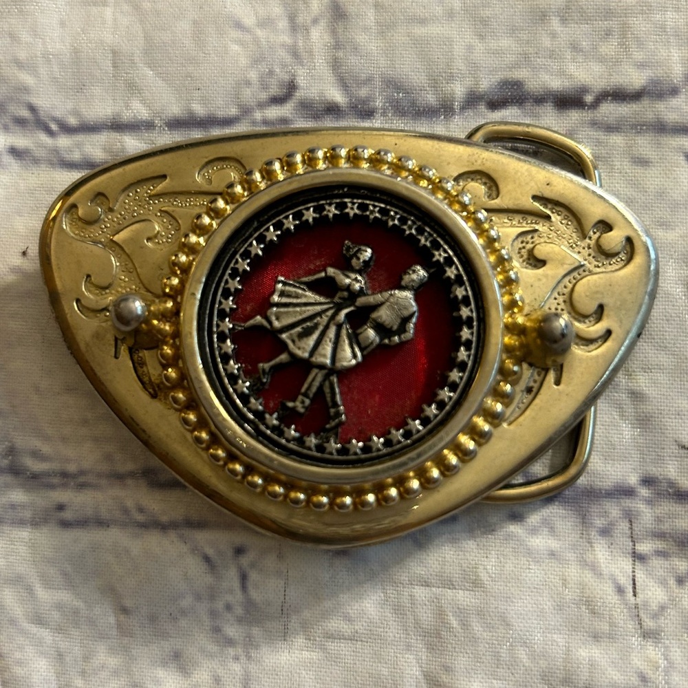VINTAGE DANCING COUPLE BELT BUCKLE RAISED DESIGN (1970’S-80’S)